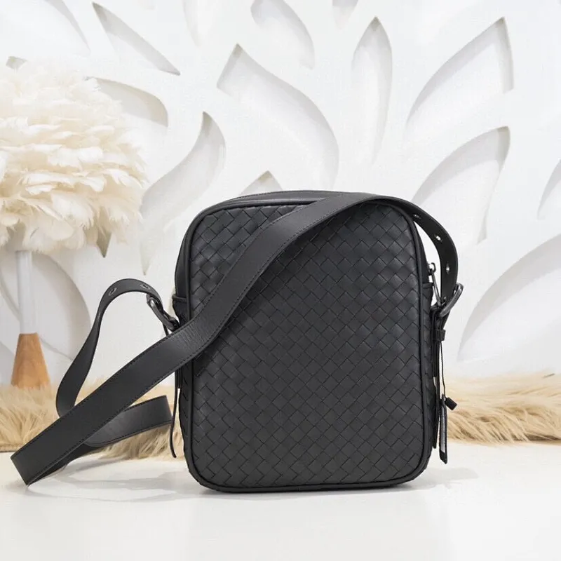 All categories 💚 Top version men’s bags 💚 BV 2024 new BV crossbody bag